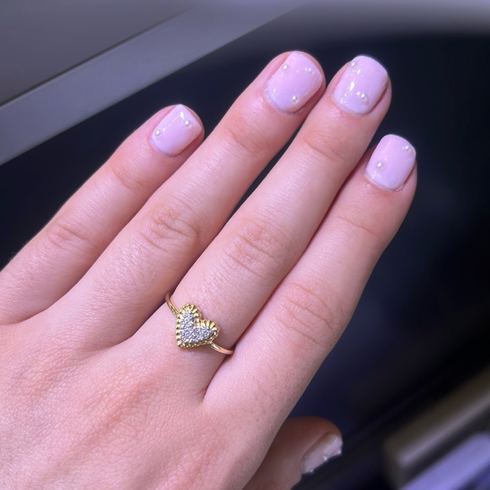 14kt yellow gold natural diamond heart ring